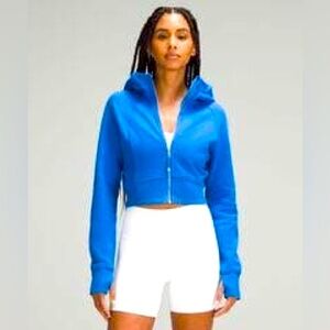 Lululemon full zip cropped Scuba hoodie NWT
Sz 8 color BLAZER BLUE TONE